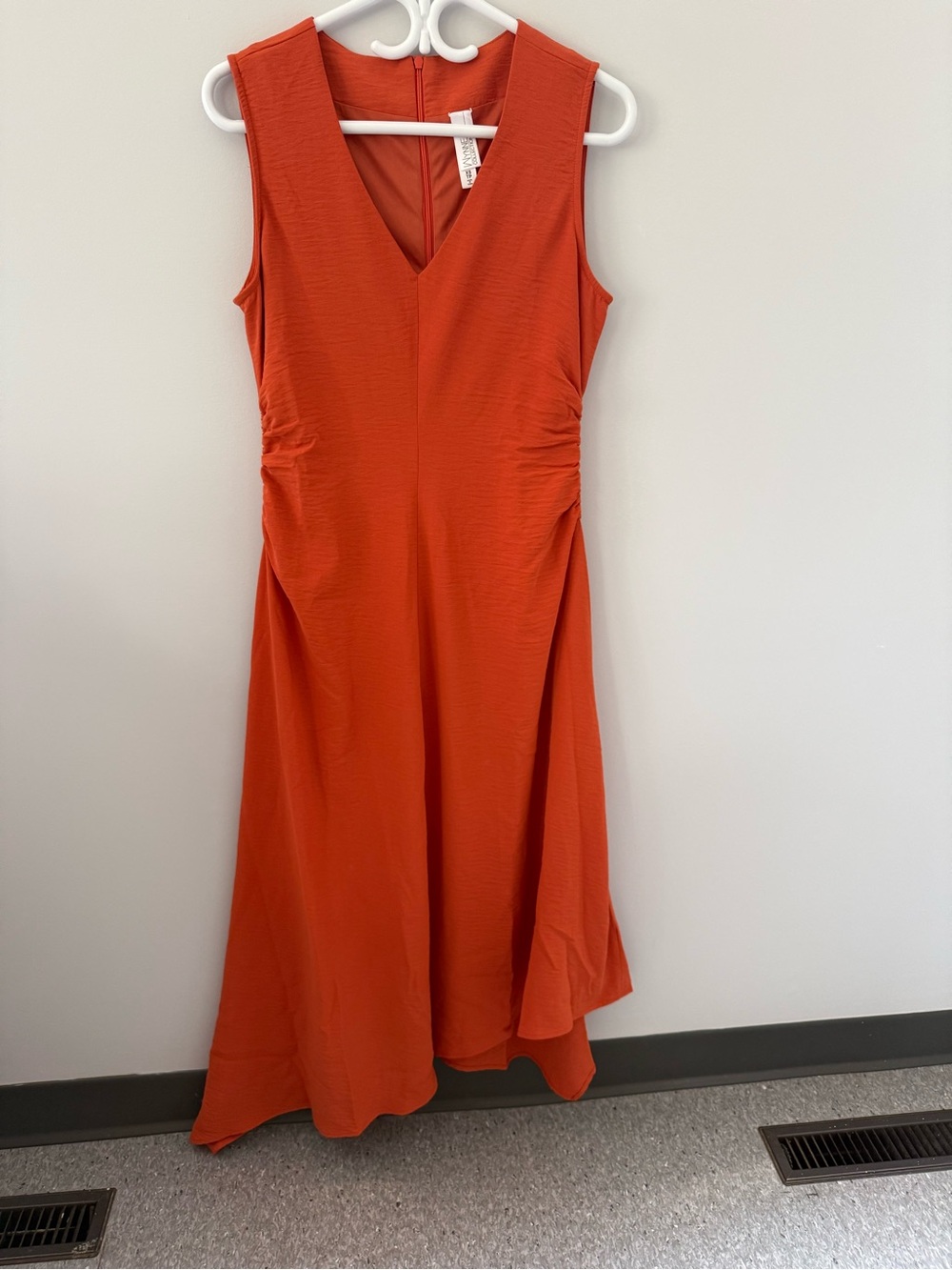 Sleeveless V-Neck Midi Dress in Bright Orange